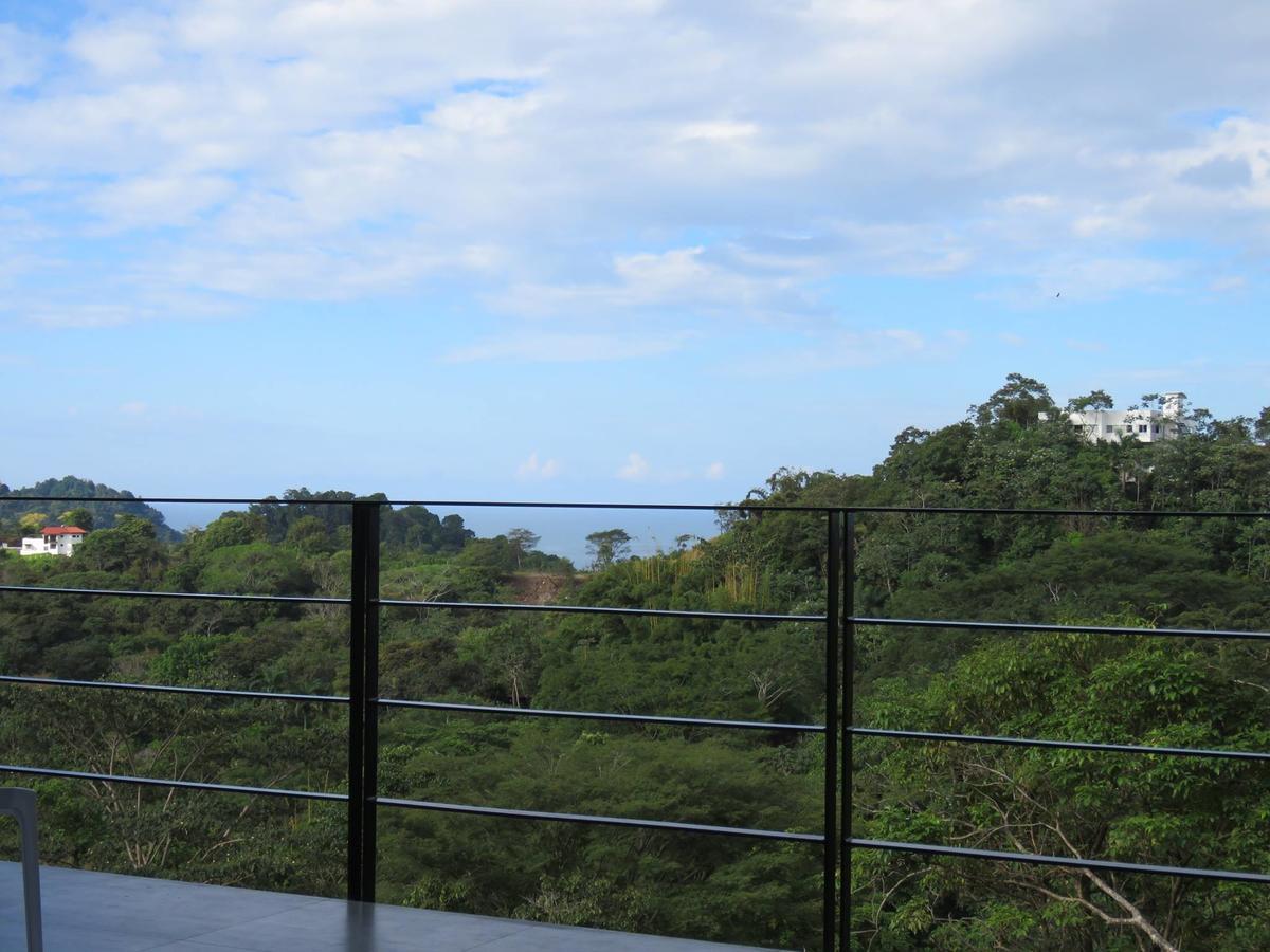 La Maison Blanche Manuel Antonio Luaran gambar