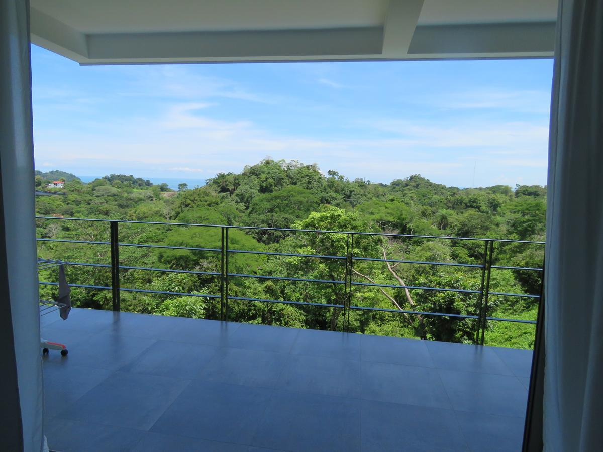 La Maison Blanche Manuel Antonio Luaran gambar